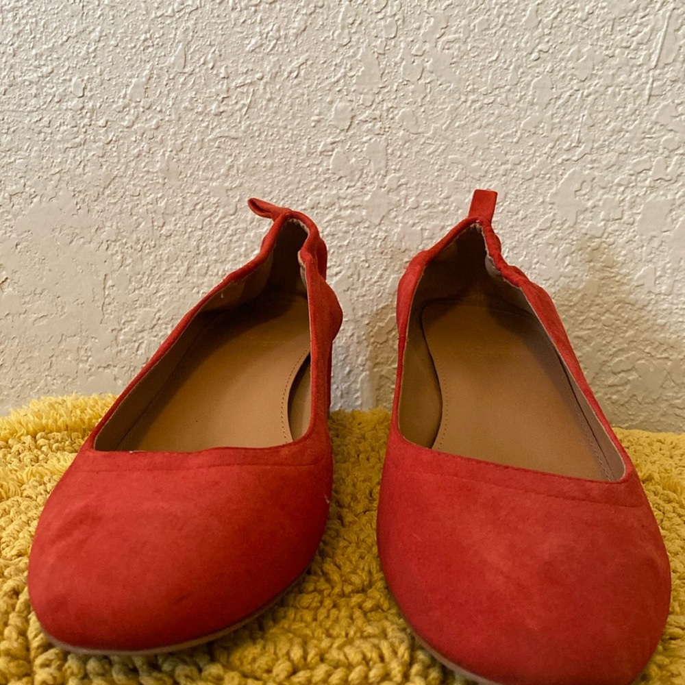 J crew size 7, Orange/red suede block heel
